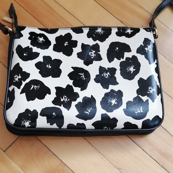 Bag - Picture 2 of 3